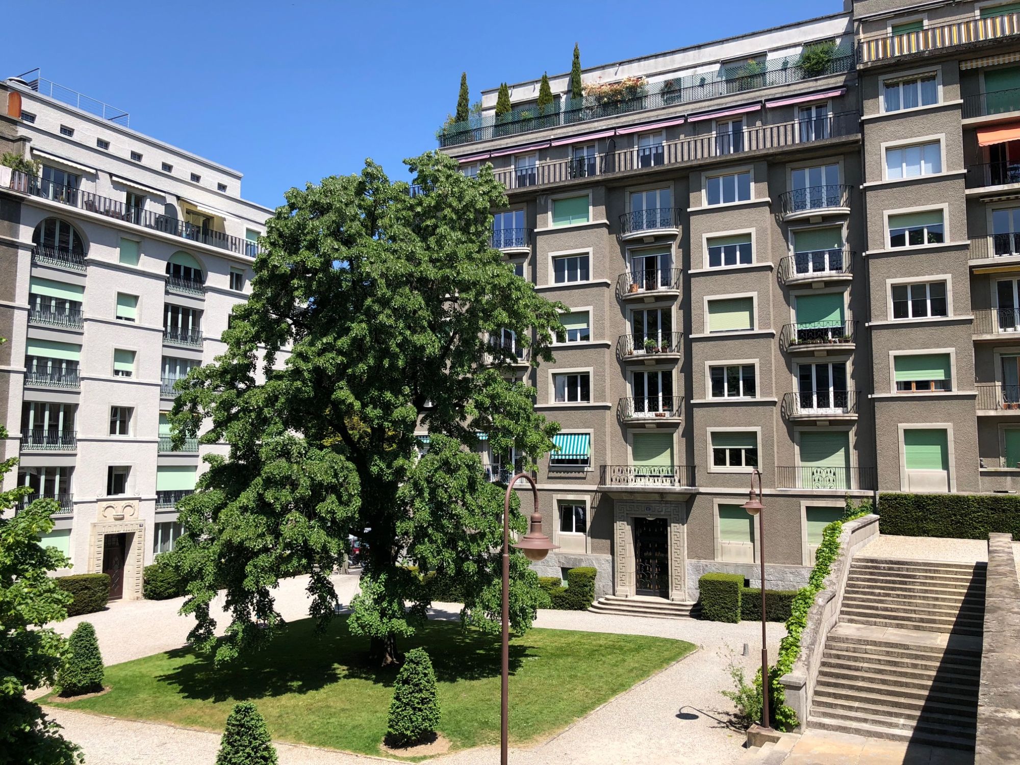 Prestigious apartment